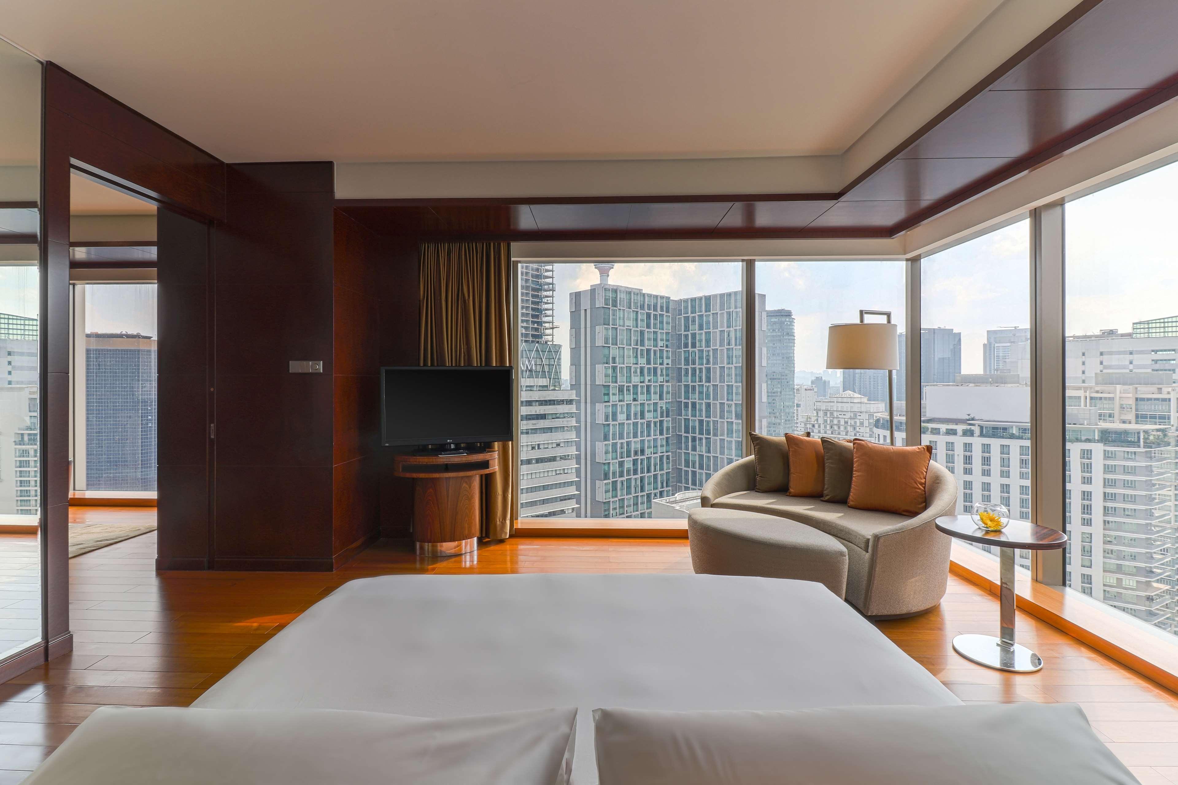 Grand Hyatt Hotel 5*
