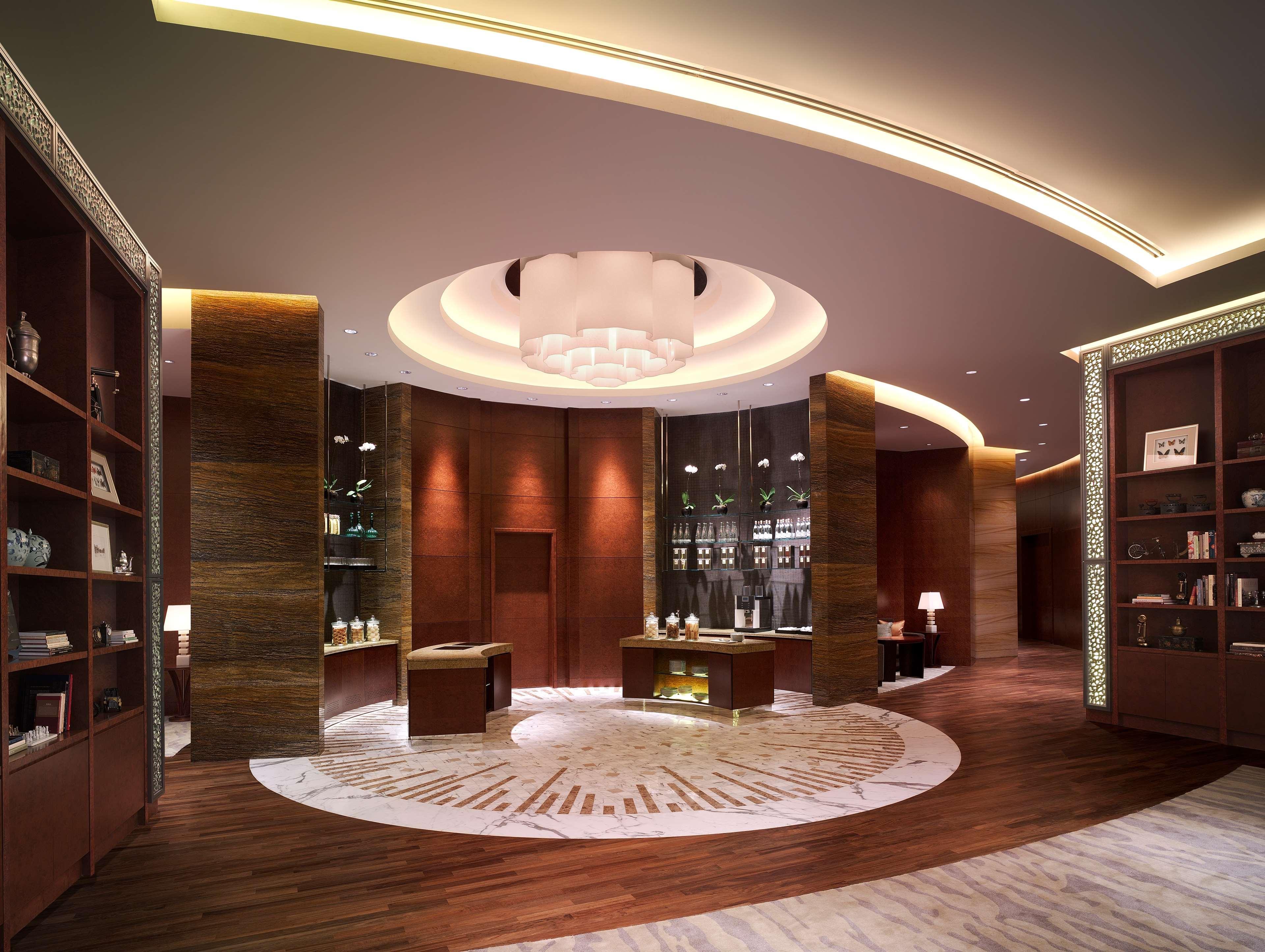 Grand Hyatt Hotel